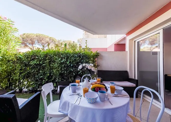 Apartment Cap Marine-2 By Interhome Cavalaire-sur-Mer